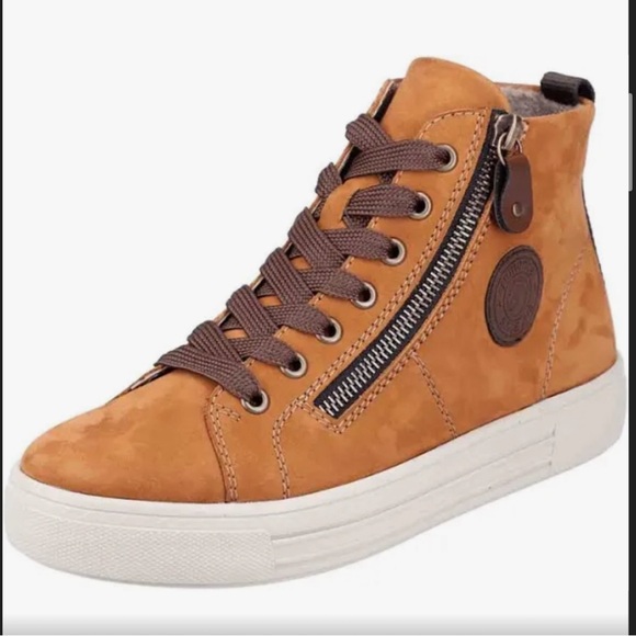 Remonte Shoes - Remonte High-Top Sneakers